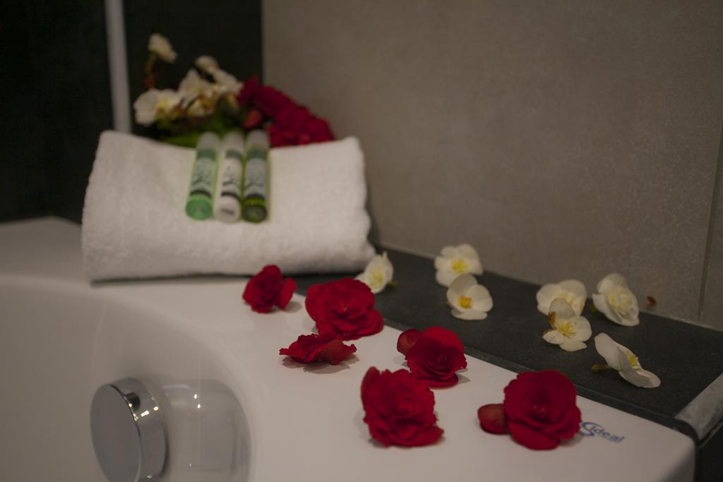 Aktaia Boutique Hotel Ammoudia Quarto foto
